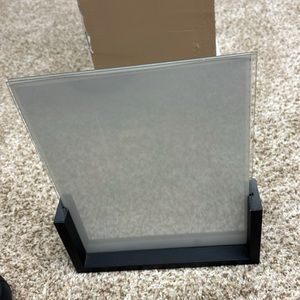 Double sided glass photo frame